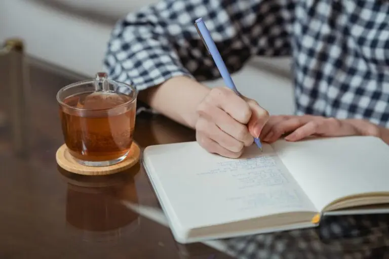 How to Practice English Without a Speaking Partner